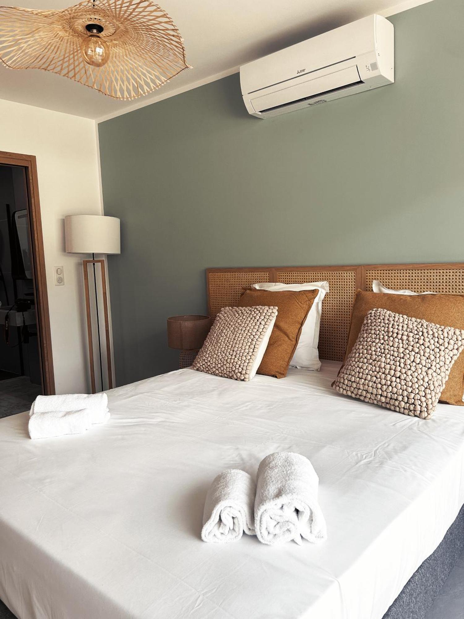 Hotel A Stretta โพรพริอาโน ภายนอก รูปภาพ